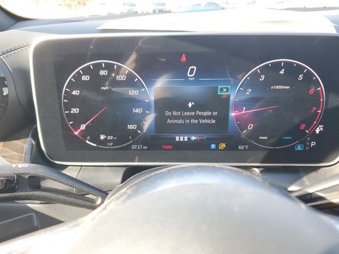 Used 2024 Mercedes-Benz GLC 300 w/ Winter Package image 26