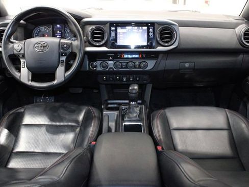Used 2019 Toyota Tacoma TRD Pro w/ Desert Air Intake Package AWD/4WD image 31