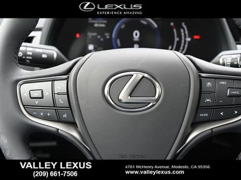 New 2026 Lexus UX 300h FWD image 13