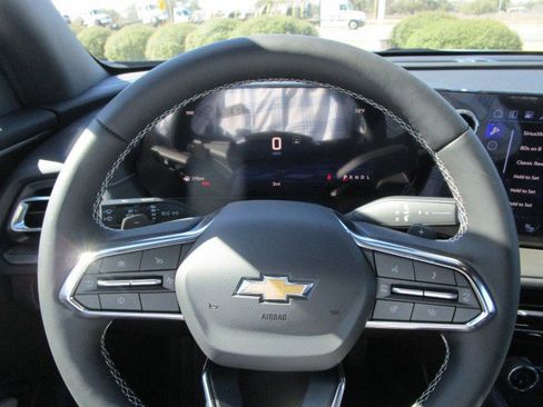 New 2026 Chevrolet Traverse LT w/ Driver Confidence Package FWD image 13