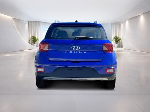 New 2025 Hyundai Venue Limited image 6