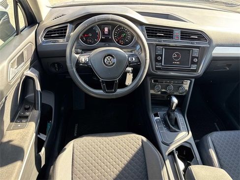 Used 2021 Volkswagen Tiguan S image 8