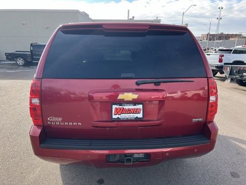 Used 2012 Chevrolet Suburban LT w/ Luxury Package image 8