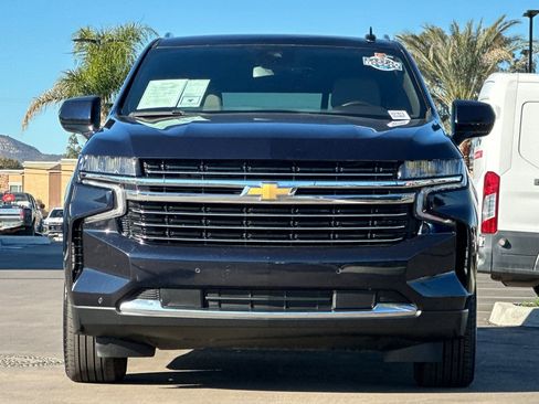 Used 2024 Chevrolet Suburban LT image 9