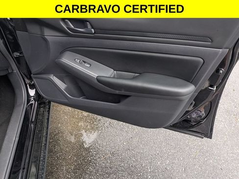 Used 2025 Nissan Altima 2.5 S FWD image 31