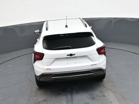 Used 2025 Chevrolet Trax ACTIV w/ Sunroof Package image 26