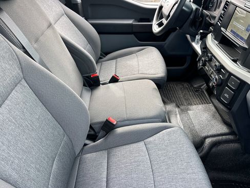 New 2026 Ford F250 XL w/ XL Chrome Package image 21