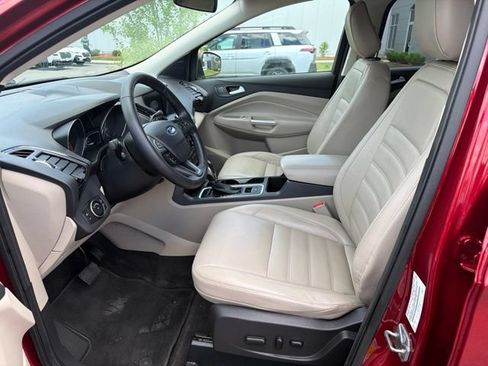Used 2018 Ford Escape SEL AWD/4WD image 23