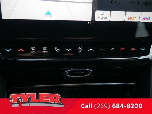 New 2026 Jeep Grand Cherokee Altitude AWD/4WD image 44