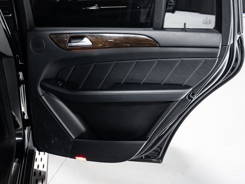 Used 2015 Mercedes-Benz GL 320 BlueTEC 4MATIC image 32