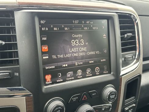 Used 2015 RAM 2500 Laramie w/ Protection Group image 10