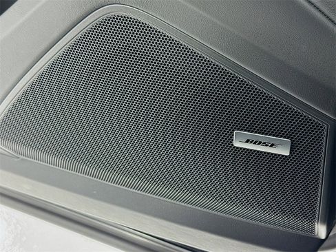 Used 2023 Porsche Cayenne Turbo image 12