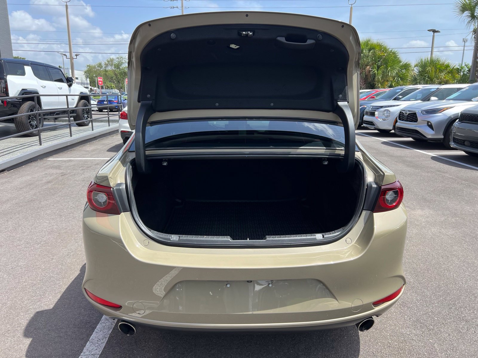 Used 2024 MAZDA MAZDA3 s AWD/4WD image 18