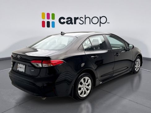 Used 2023 Toyota Corolla LE w/ Carpet Mat Package (TMS) image 5