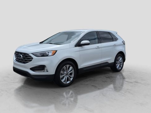 Used 2024 Ford Edge Titanium AWD/4WD image 4