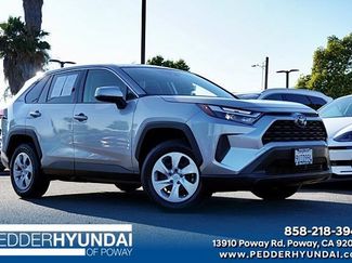 Used 2025 Toyota RAV4 LE FWD video 1
