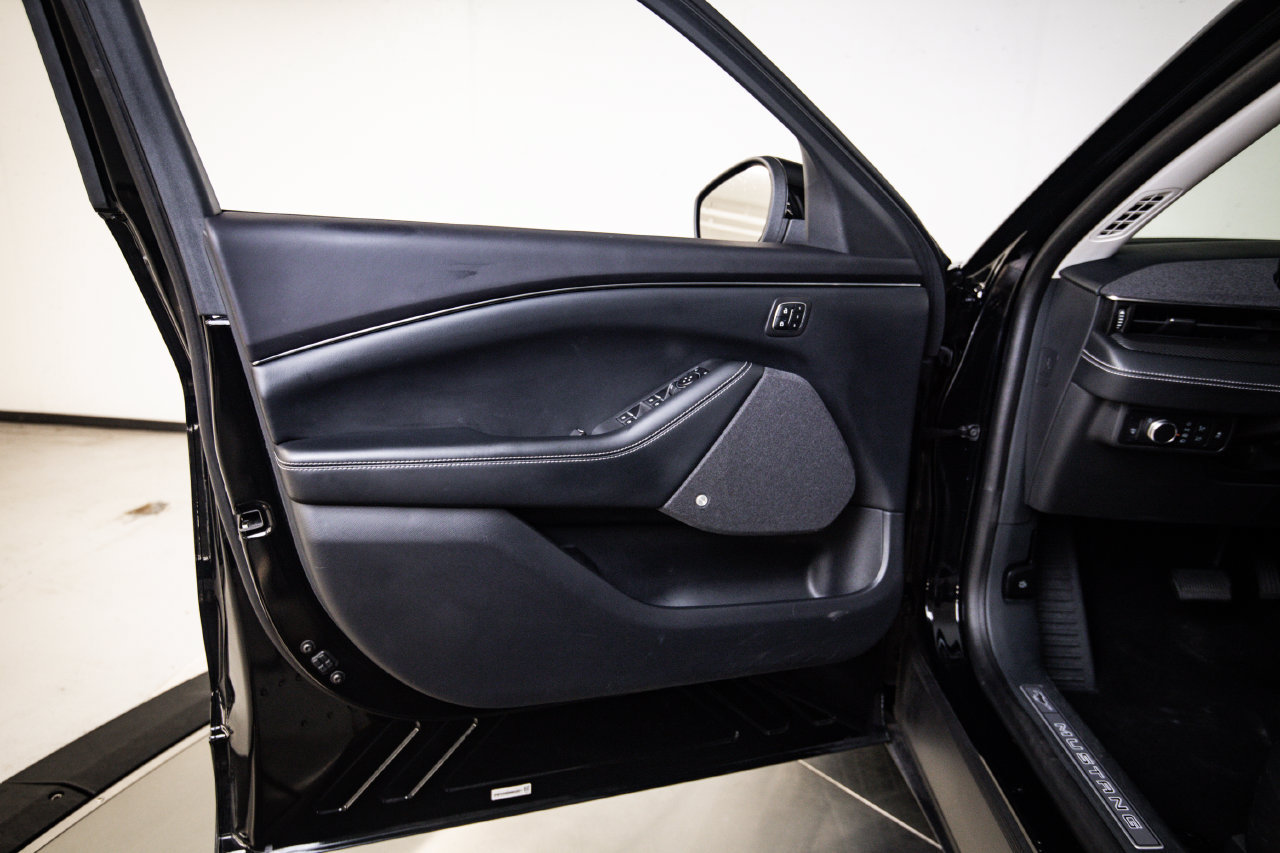 Used 2022 Ford Mustang Mach-E Premium RWD image 23