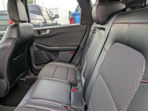 Used 2024 Ford Escape ST-Line w/ Tech Pack #1 FWD image 16