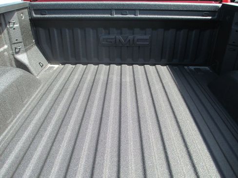 New 2026 GMC Sierra 1500 AT4 w/ AT4 Premium Package AWD/4WD image 7