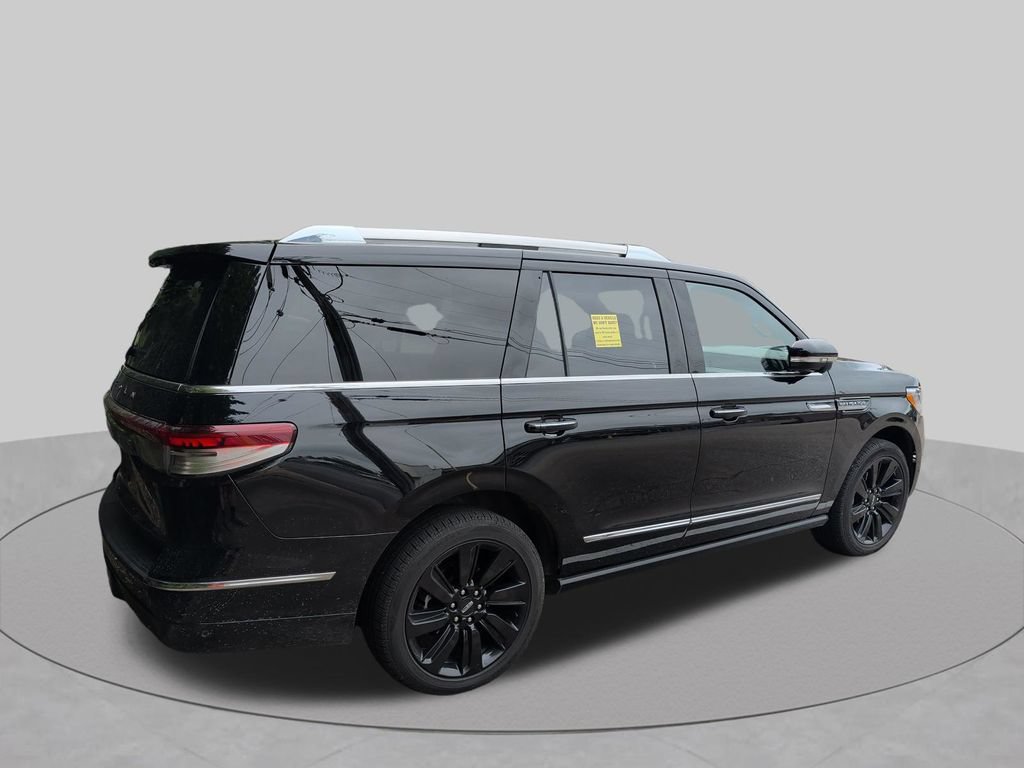 Used 2023 Lincoln Navigator Reserve AWD/4WD image 13