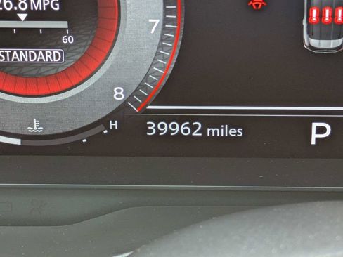 Used 2023 Nissan Rogue Platinum w/ Platinum Premium Package FWD image 31