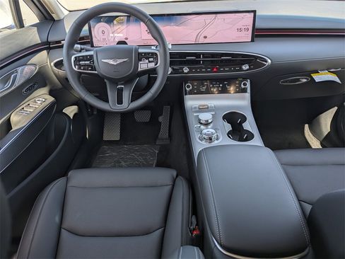 Used 2026 Genesis GV70 2.5T Select image 14