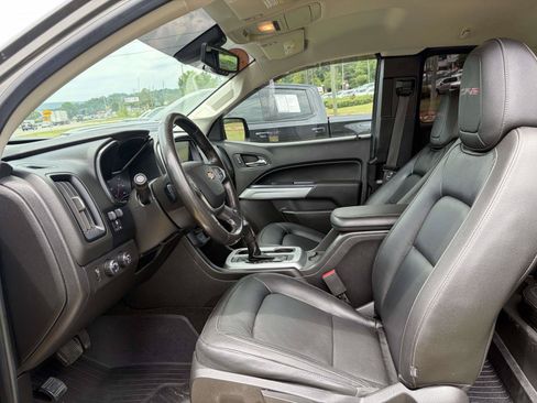 Used 2018 Chevrolet Colorado ZR2 w/ LPO, Premium Interior Package AWD/4WD image 4
