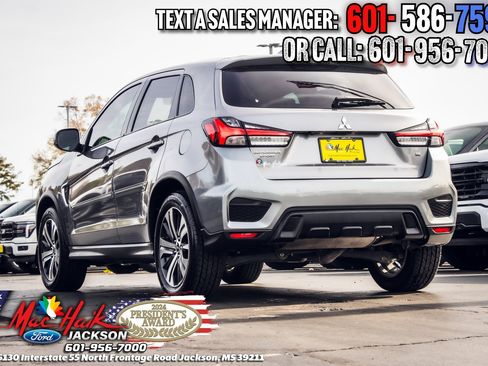 Used 2021 Mitsubishi Outlander Sport SE image 5