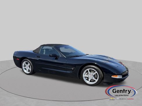 Used 2002 Chevrolet Corvette Convertible w/ Preferred Equipment Group2 RWD image 7