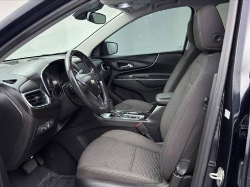 Used 2020 Chevrolet Equinox LT w/ Driver Convenience Package FWD image 16