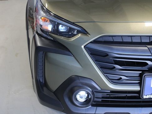 Used 2024 Subaru Outback Premium image 6