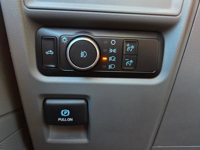 Used 2021 Ford F150 XL w/ Equipment Group 101A High AWD/4WD image 19