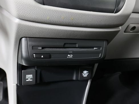 Used 2019 Honda Odyssey EX-L image 38