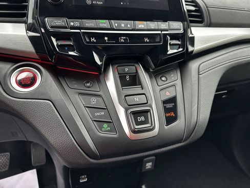 Certified 2024 Honda Odyssey Sport image 16