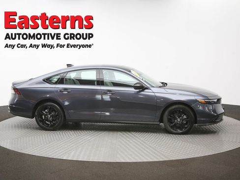 Used 2025 Honda Accord SE image 46