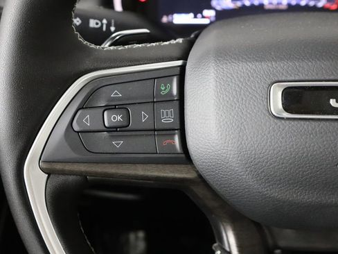 New 2026 Jeep Grand Cherokee L Limited AWD/4WD image 8