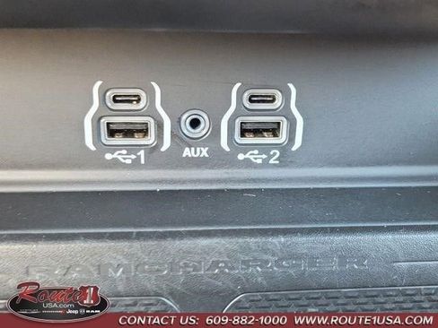 Used 2025 RAM 1500 Big Horn AWD/4WD image 32