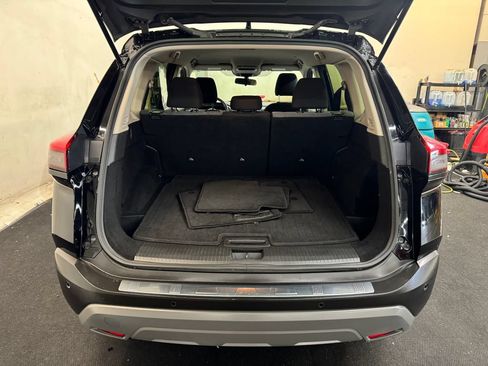 Used 2023 Nissan Rogue SV AWD/4WD image 6