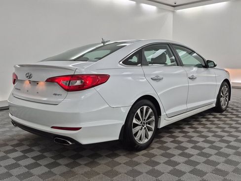 Used 2016 Hyundai Sonata Sport w/ Option Group 1V FWD image 5