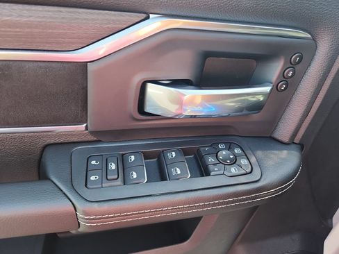 New 2026 RAM 3500 Laramie AWD/4WD image 12