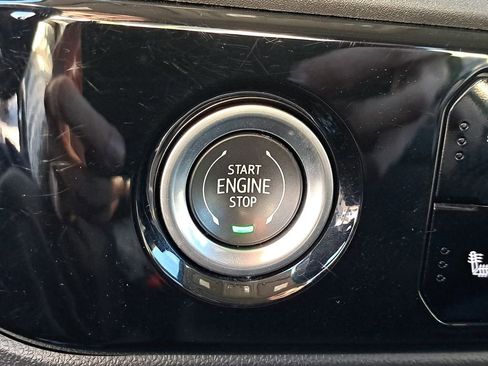 Used 2023 Chevrolet Silverado 1500 LT image 26