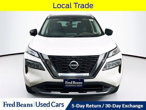 Used 2023 Nissan Rogue SL w/ SL Premium Package image 2