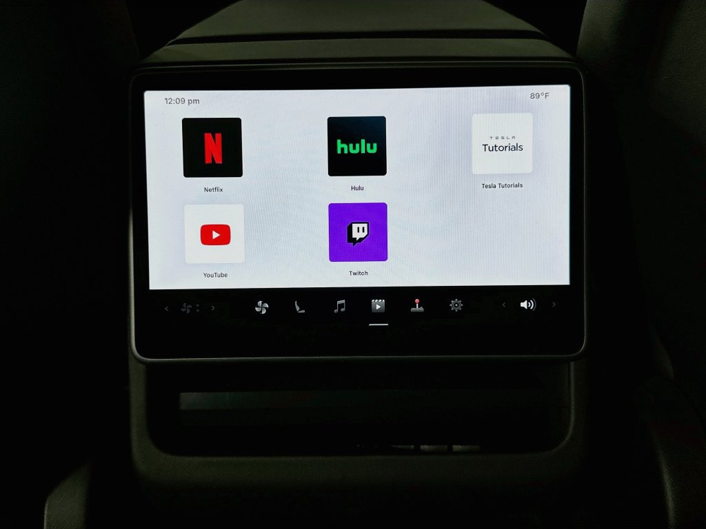 Used 2024 Tesla Model 3 Long Range AWD/4WD image 25