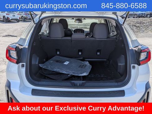Used 2024 Subaru Crosstrek 2.0i Premium image 5