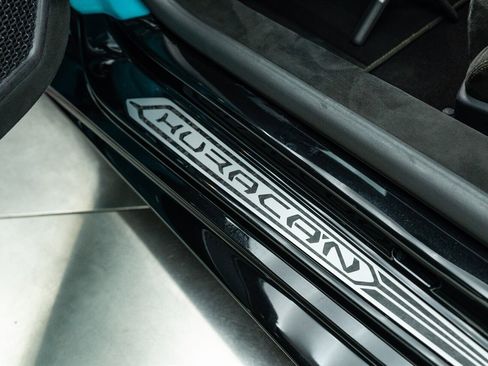 Used 2019 Lamborghini Huracan Performante AWD/4WD image 52
