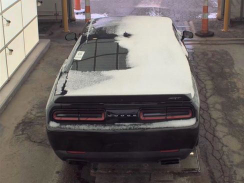Used 2015 Dodge Challenger SRT Hellcat image 8