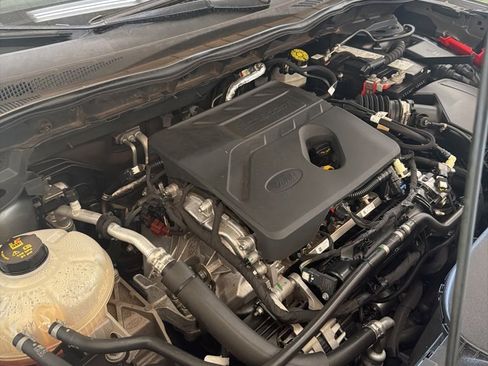 Used 2020 Ford Escape SEL image 43