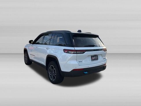 Used 2023 Jeep Grand Cherokee Trailhawk AWD/4WD image 5
