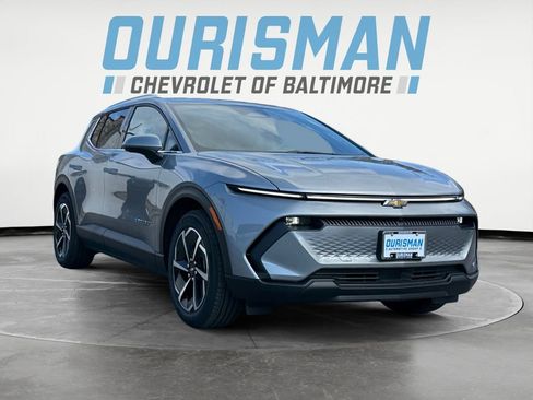 New 2026 Chevrolet Equinox EV LT image 1