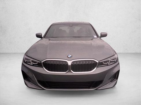 New 2026 BMW 330i Sedan w/ Premium Package RWD image 2